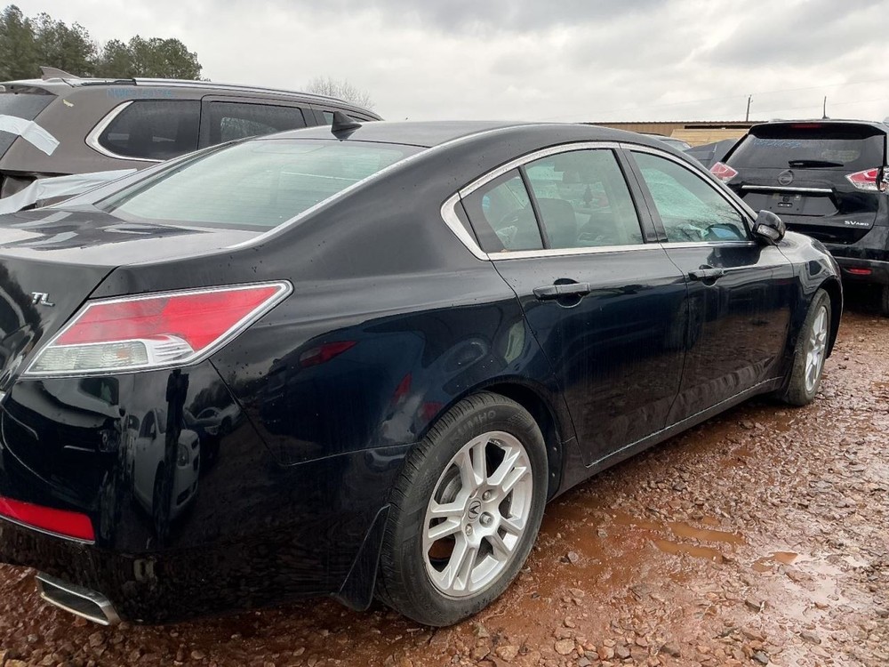 TL 2011 Glove Box 4950864