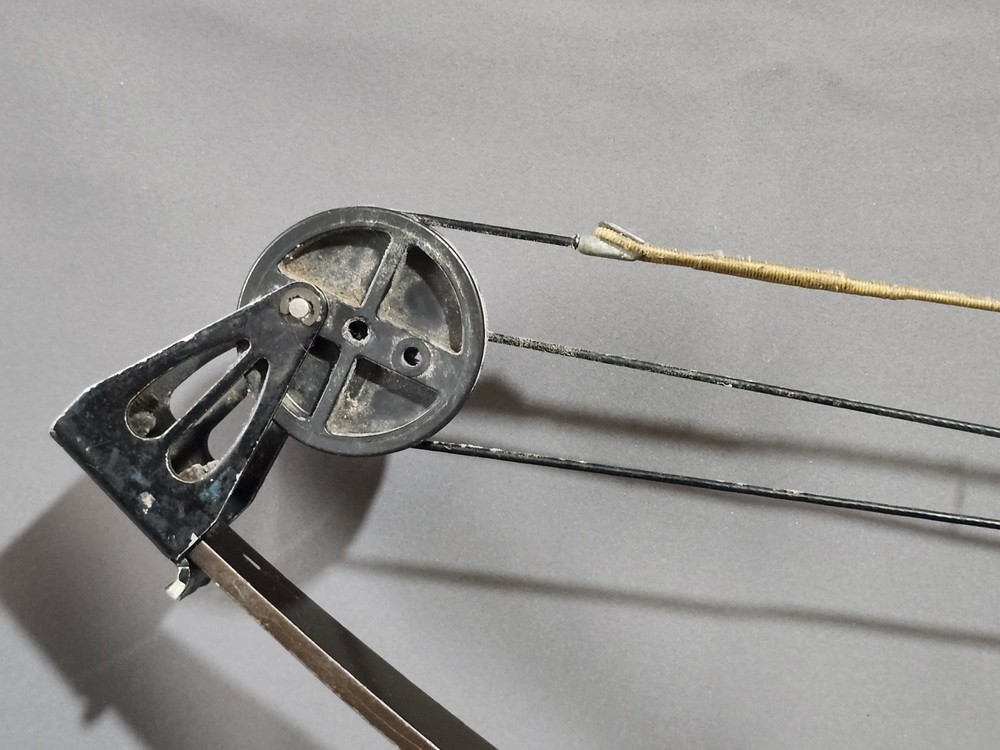 Ben Pearson Spoiler Compound Bow Spoiler 46" Long