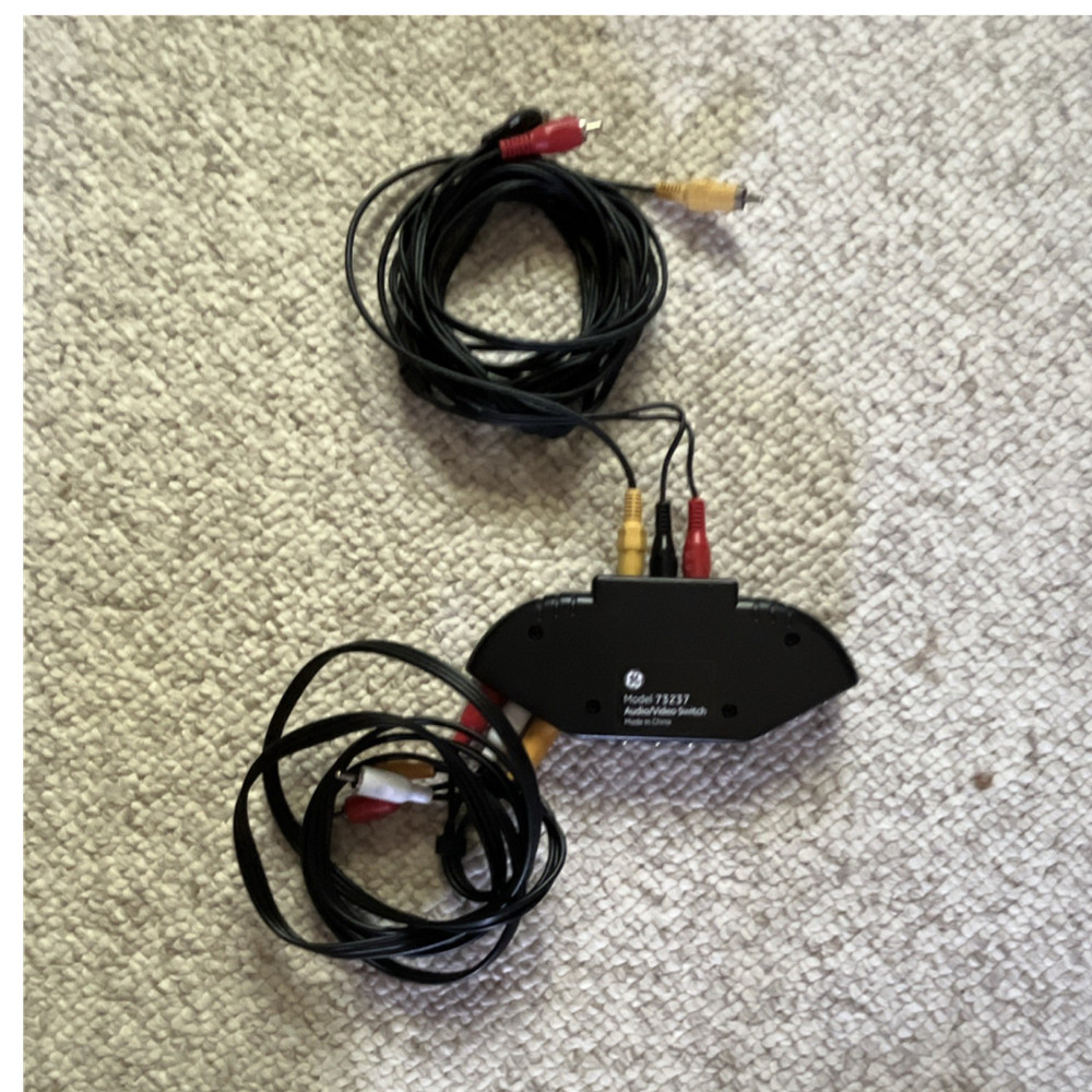 GE 73237 3-In/1-Out RCA Composite Stereo A/V Input Selector Switch
