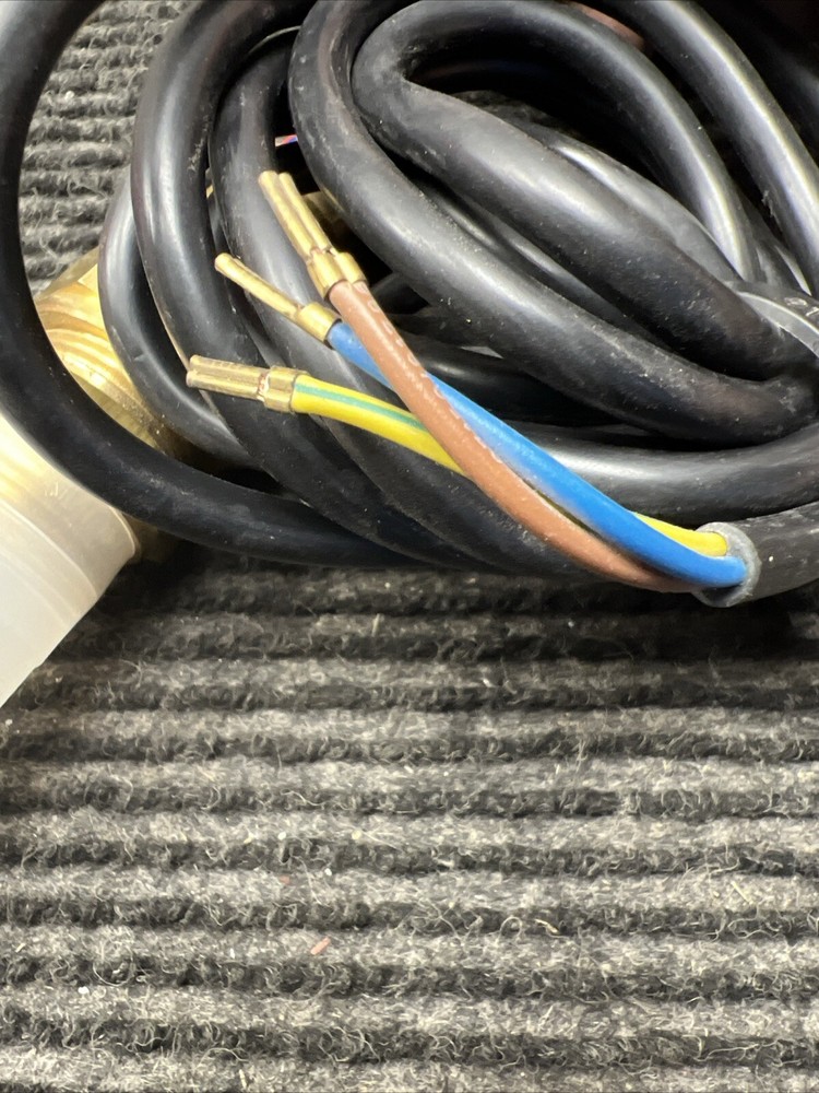 SIKA D-34260 ( NEW NO BOX)