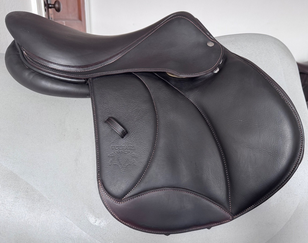 16.5" Voltaire Calgary PRO Saddle - 2021 - 0A - Full Buffalo - MINT!