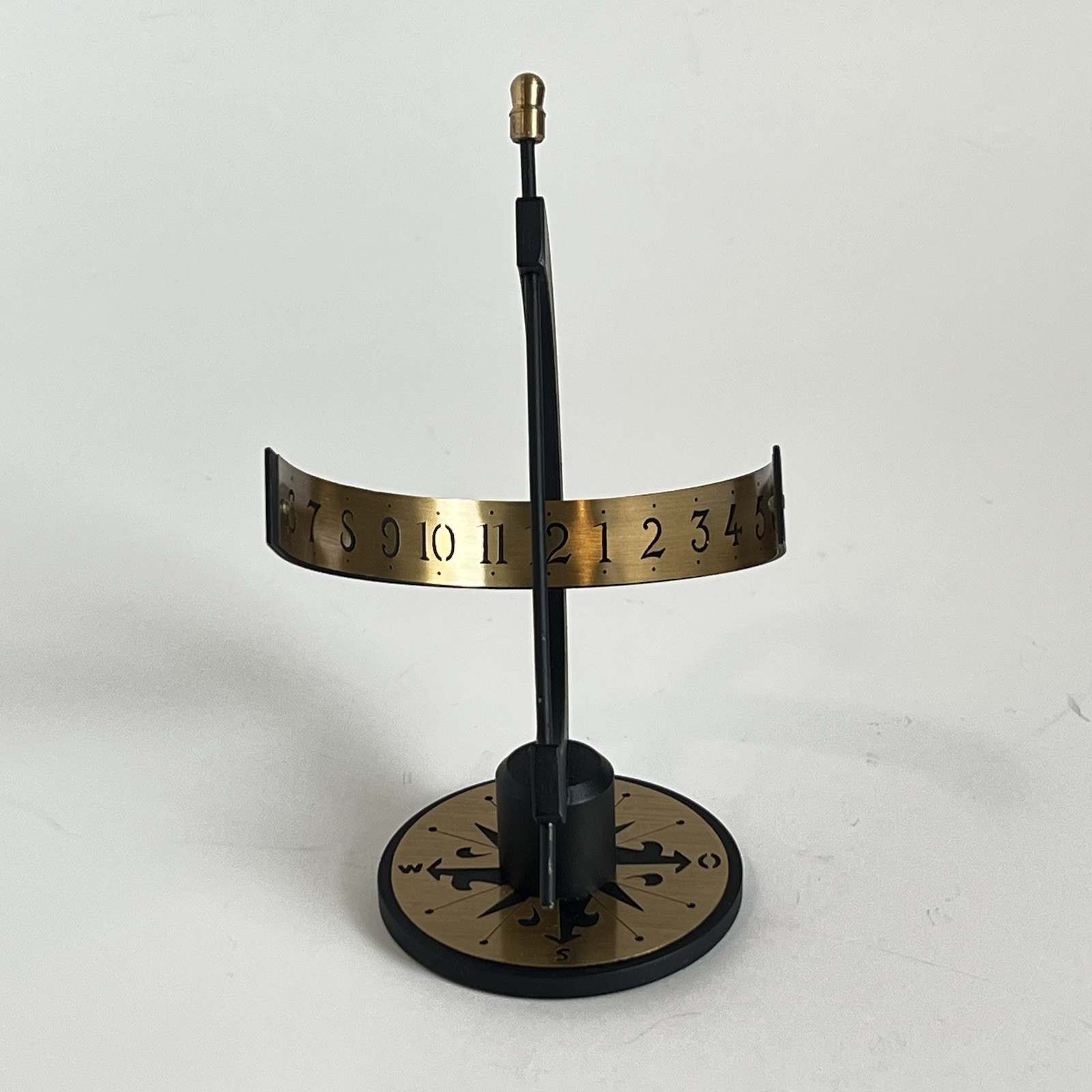 Vintage Sundial Mid Century Modern 60’s Sun Clock Metal And Brass 7 Inch