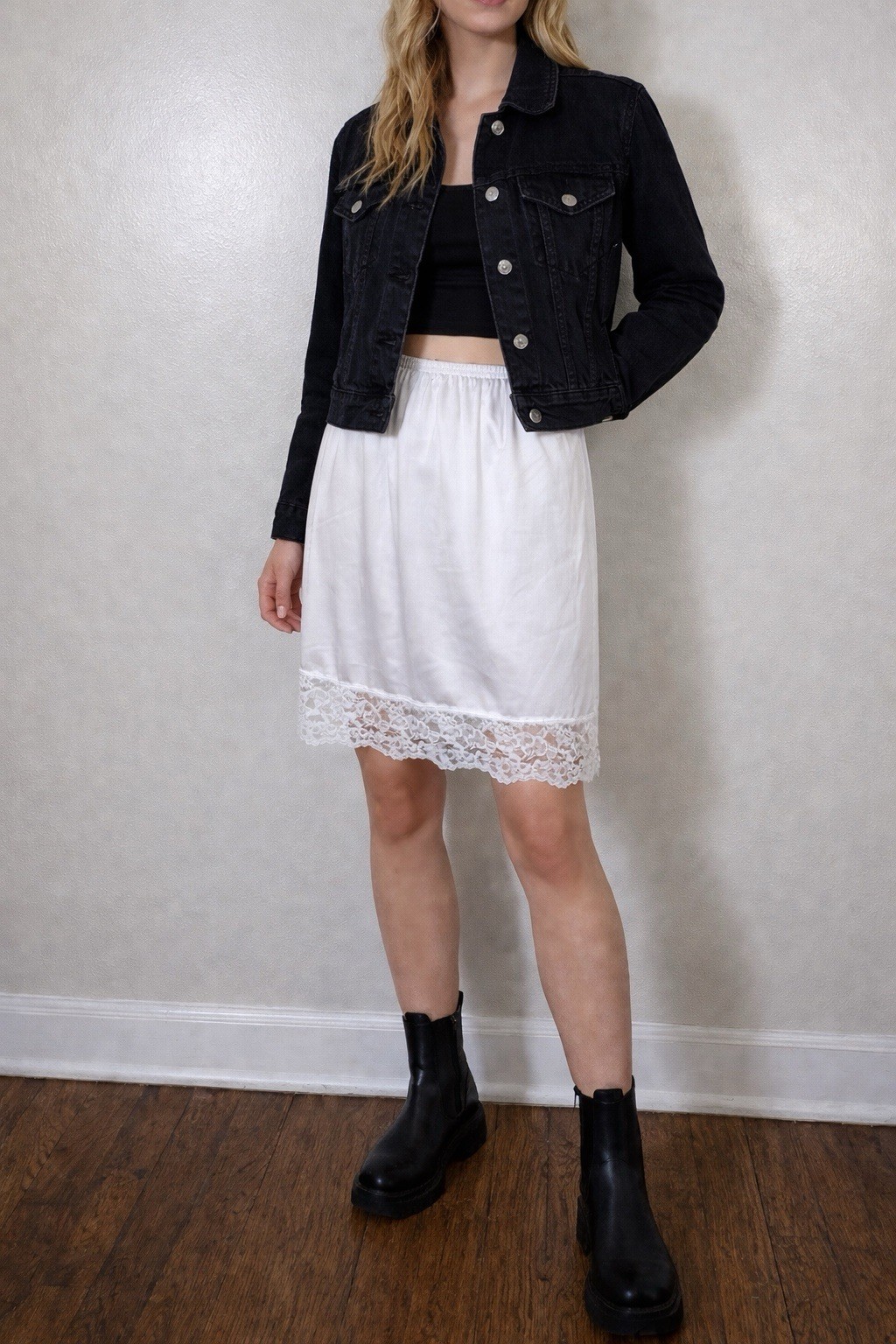 Vassarette White Lace Nylon Half Slip Sz XL 26” Grunge Goth Y2K Pinup Lingerie