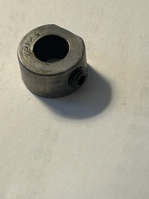 557260 Collar