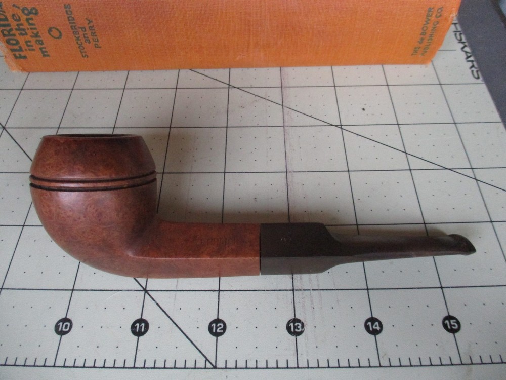 P7: Vtg EHRLICH Pipe