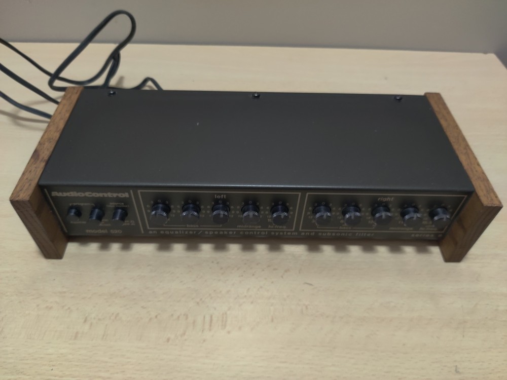 Audio Control Model 520 Series B Stereo Equalizer Subsonic Filter - See Video!