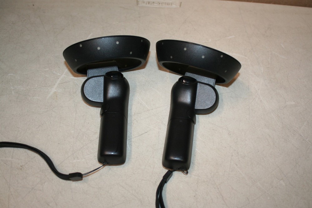 Microsoft Windows A85 CYK VR Controller Knuckles Left & Right