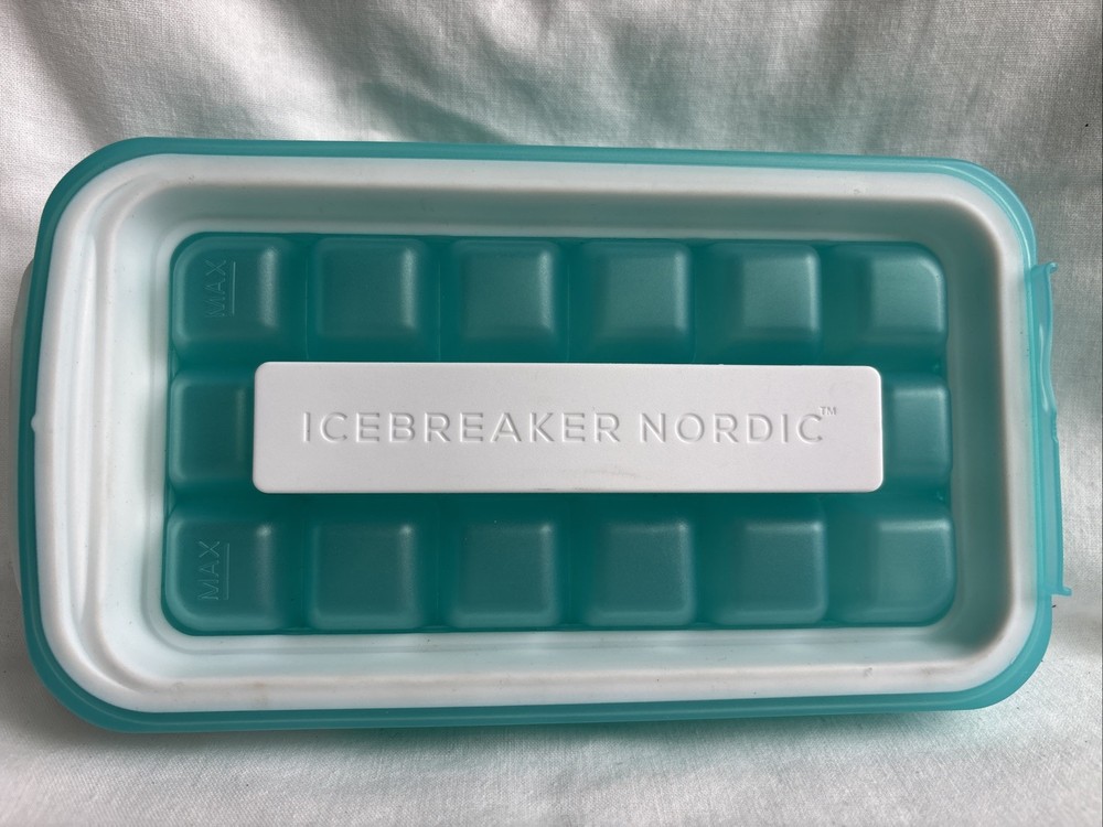 ICEBREAKER NORDIC POP - Make & Serve Ice Cube Tray