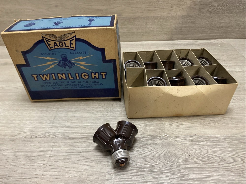 Antique Eagle Electric Twinlight Plugs Bakelite No 700 Full Case