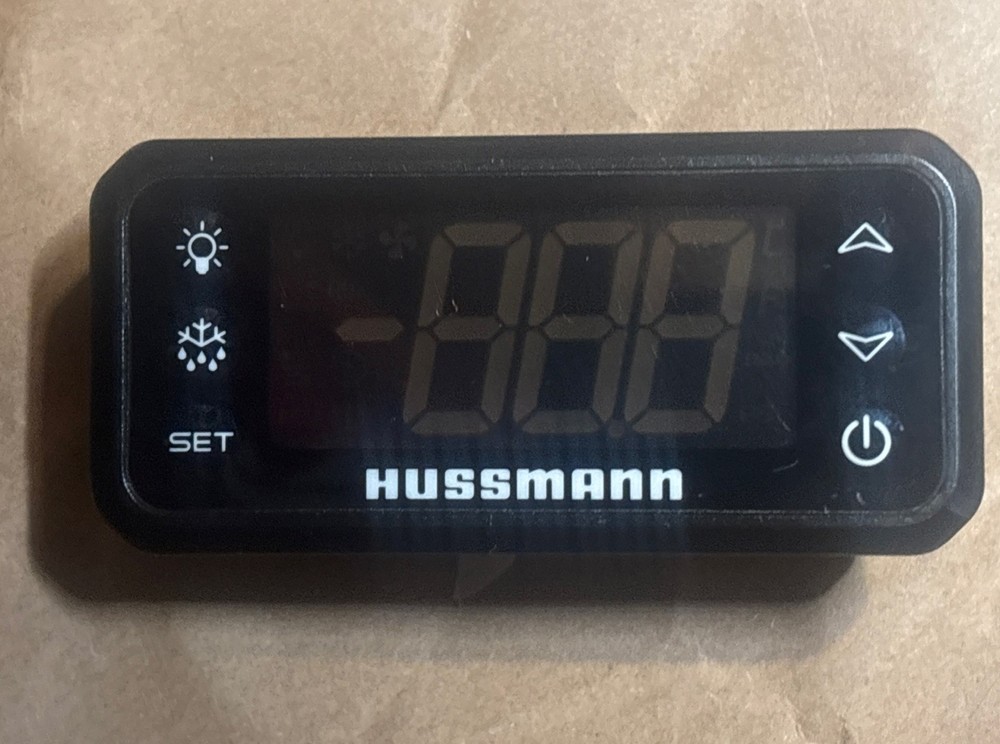 Hussmann 3088264 Dixell IPCH660 CoreLink Small Display Module – Clean Working