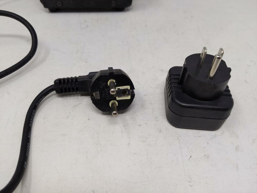 AED International Step Up & Down Transformer VC-100 - 110-240V