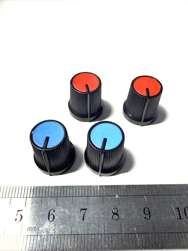 set of 2   knobs OD = 15 mm for  push it in 6 mm shaft 0.25 inch with pointer