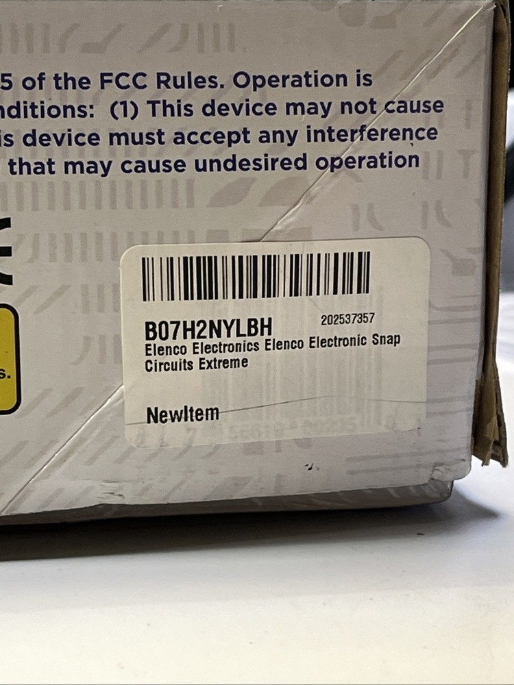 Snap Circuits Extreme SC-750 Electronics Exploration Kit