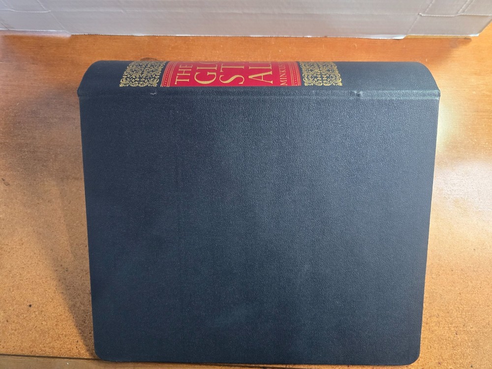 Curve Spine Minkus Master Global 4" Binder and Slipcase - No Pages -