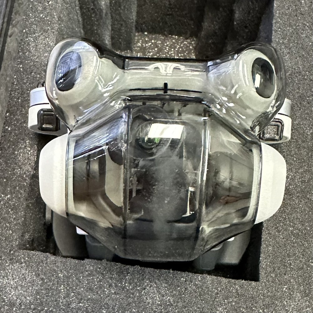 DJI Mini 4 Pro Drone Fly More Bundle with RC 2 Controller Screen Kit (PAP007755)