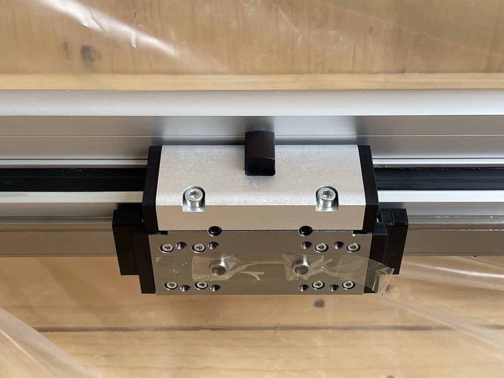 FESTO DGCI-25-1250-KF-GP-CS PNEUMATIC LINEAR DRIVE WITH DISPLACEMENT ENCODER