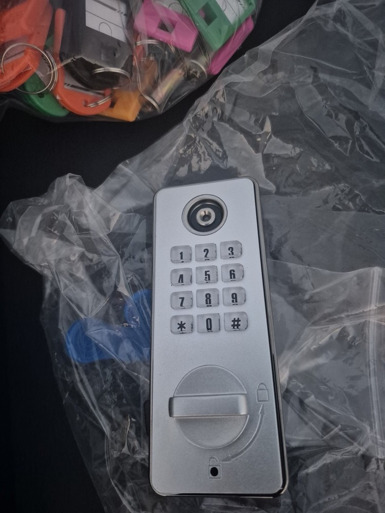 Key Holder Wall Mount - 32-keys Lock Box with Code, Key Cabinet Wall Mount