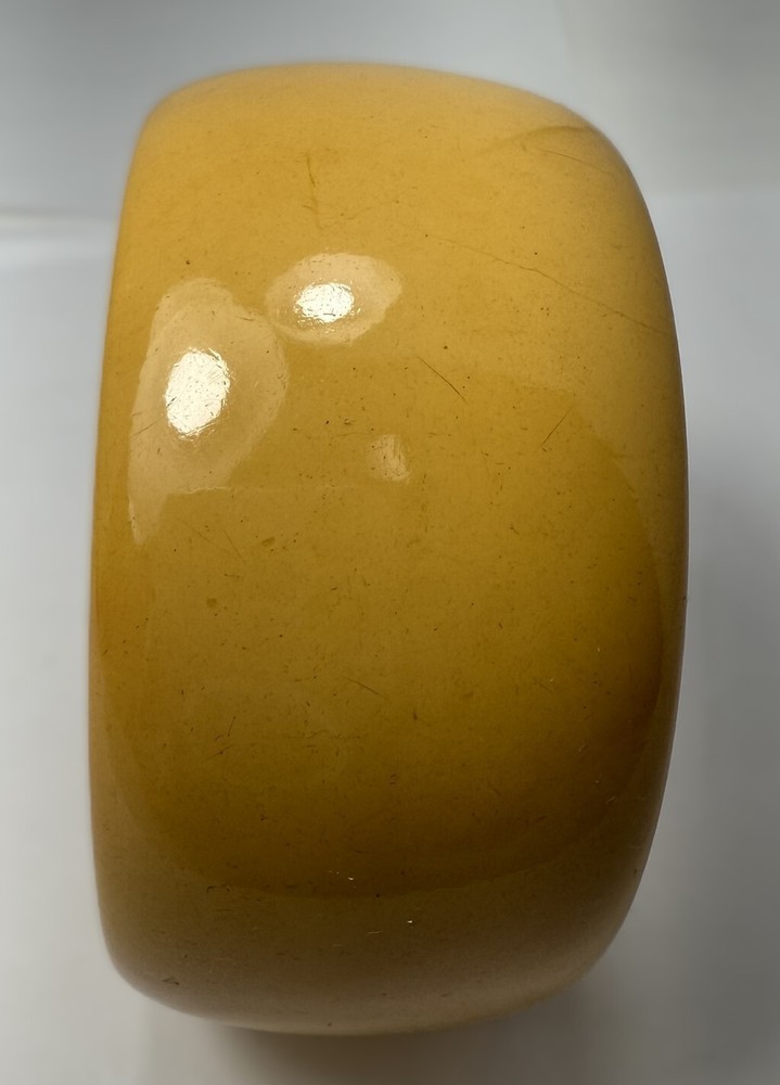 Vintage Thick & Creamy Butterscotch Bakelite Bangle