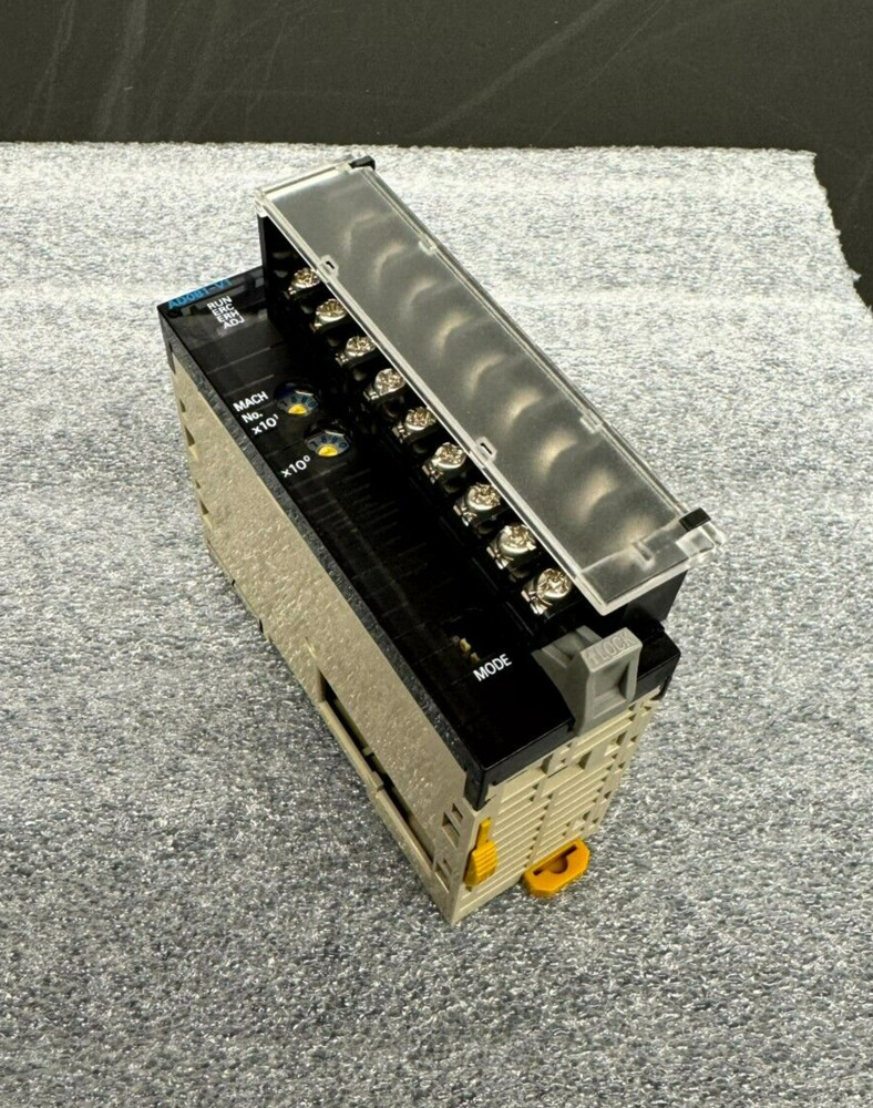 OMRON A/D UNIT CJ1W-AD081-V1