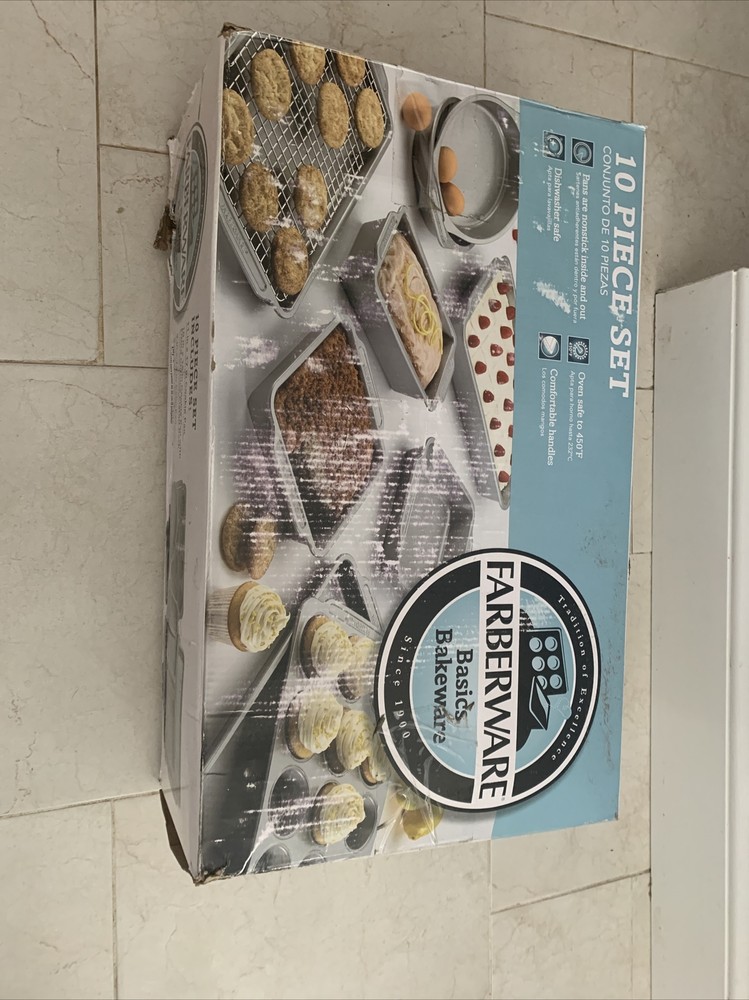 Farberware 10-Piece Nonstick Bakeware Set with Cooling Rack Grey Cooling Grid