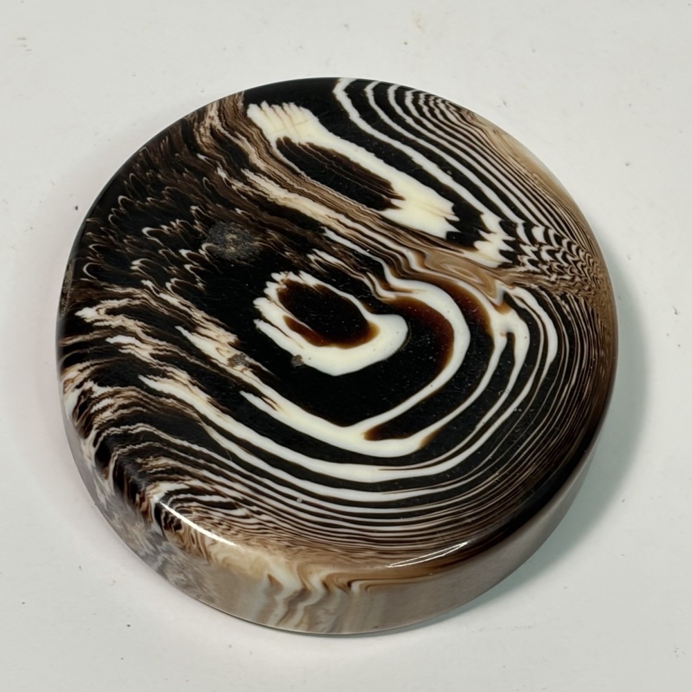 29 VINTAGE BAKELITE CHOCOLATE BROWN & White Translucent SWIRL BACKGAMMON CHIPS