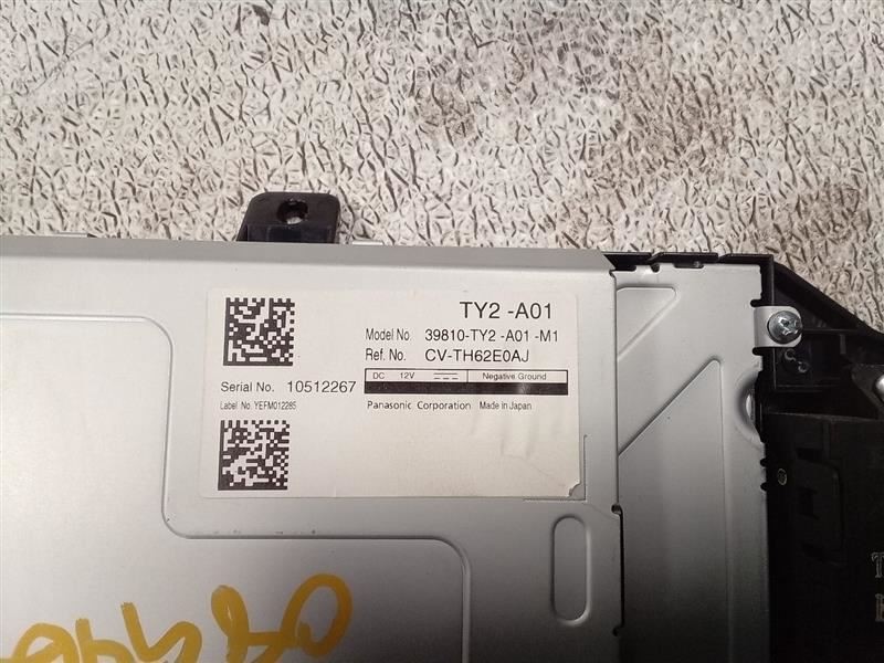 Info-GPS-TV Screen Upper Clock Fits 14-20 RLX 320679