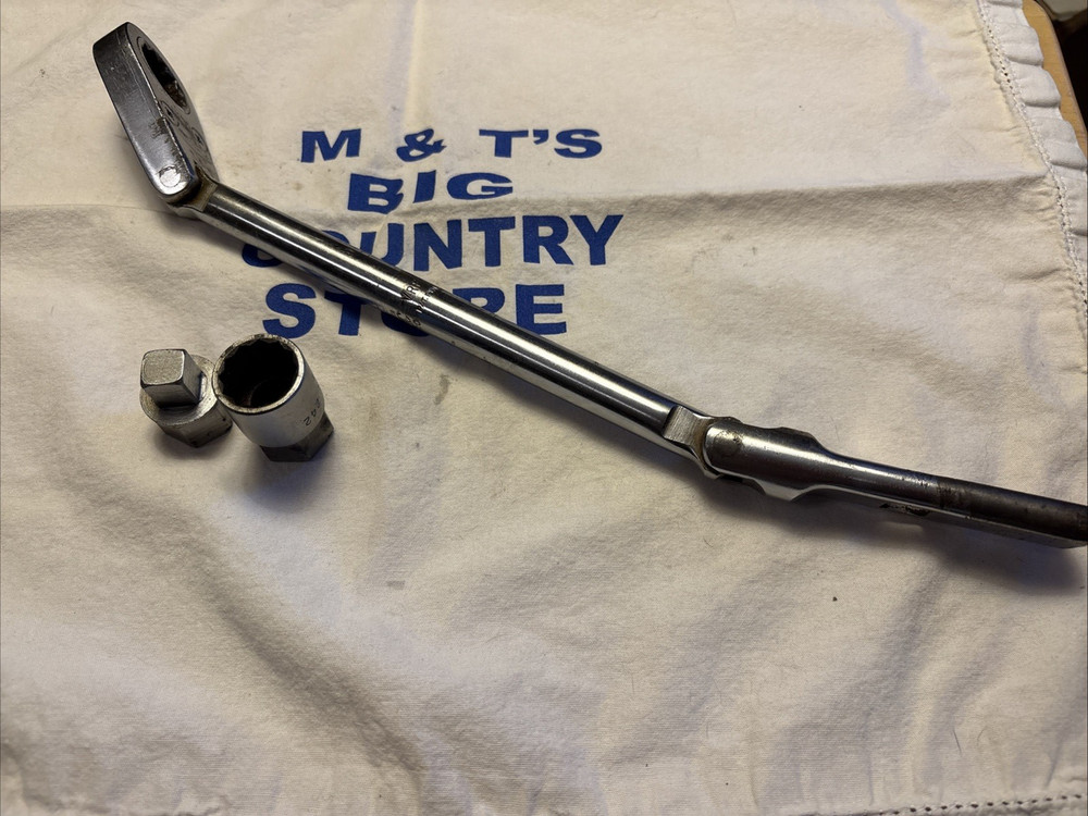 Mac Tools Specialty Front End Alignment Flex Ratchet VRF with Adapter & Socket