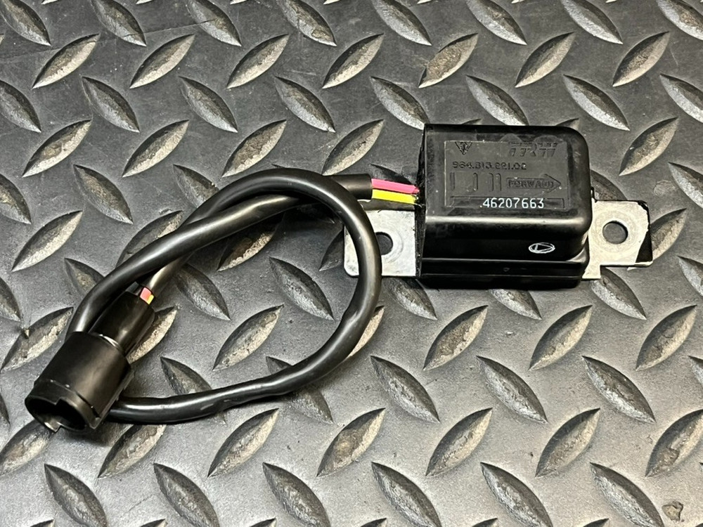 Porsche Front Bag Sensor 964 613 221 00 (CE)