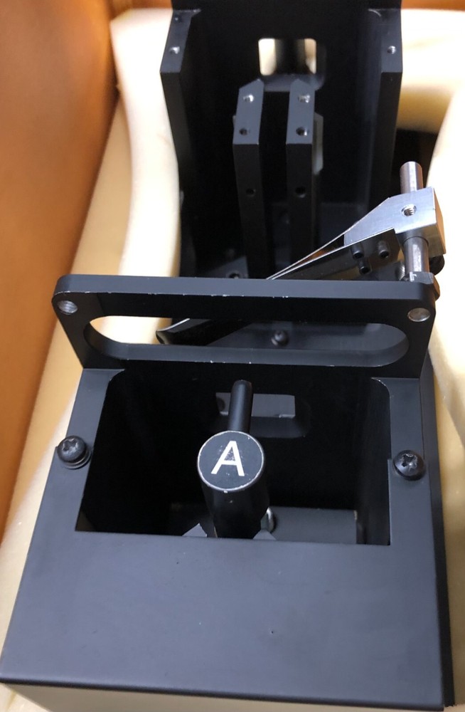 Laser Beam Alignment Tool with Case