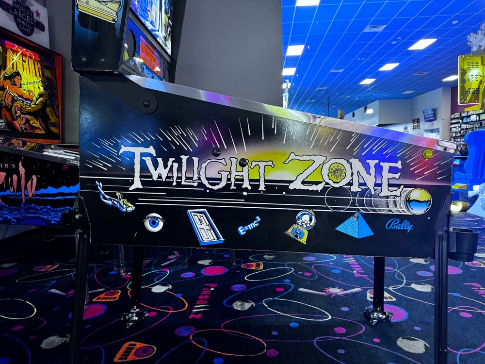 TWILIGHT ZONE Pinball Machine - Bally 1993 - 3603