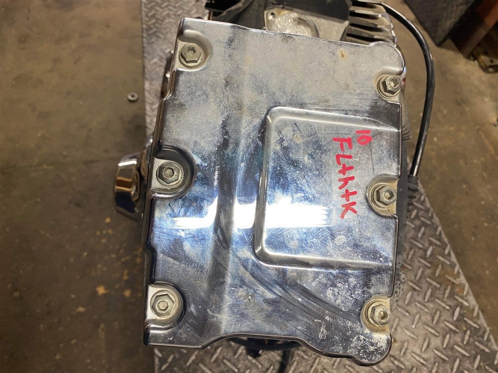 10Harley FLTHTK Electra Glide Ultra Limited Engine Motor
