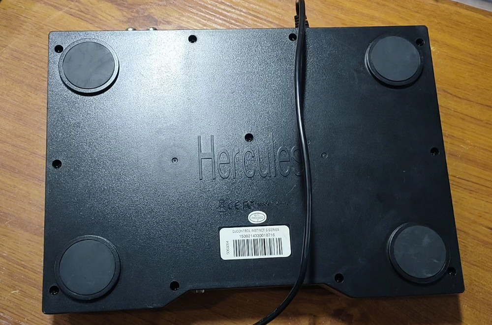 1pcs Hercules DJControl Instinct Mixer Console