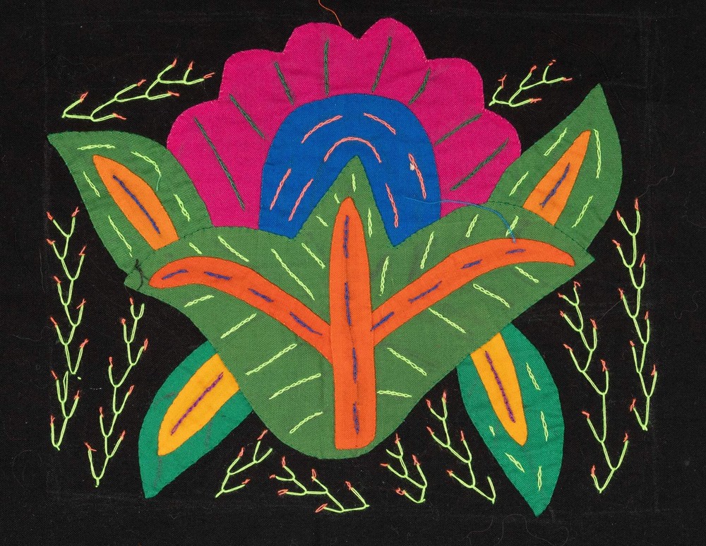 Strange Multicolor Flower Molita
