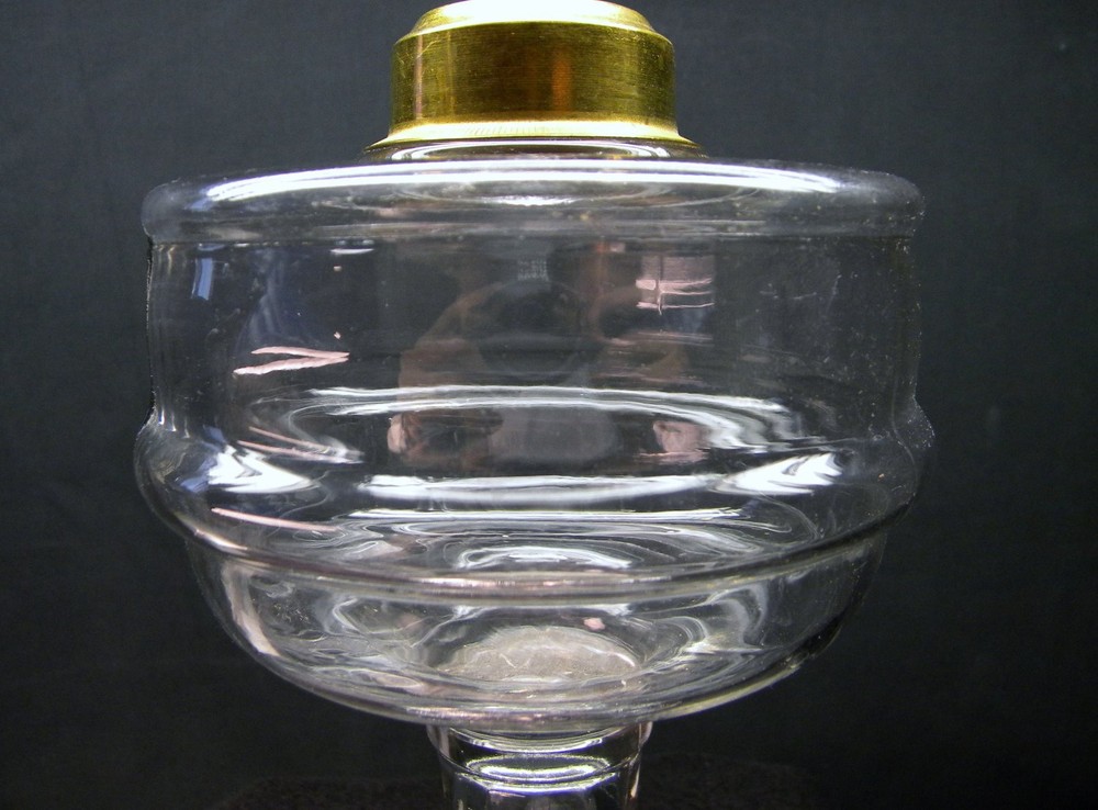 Large EAPG Oil Kerosene Lamp with Star Pattern Stem