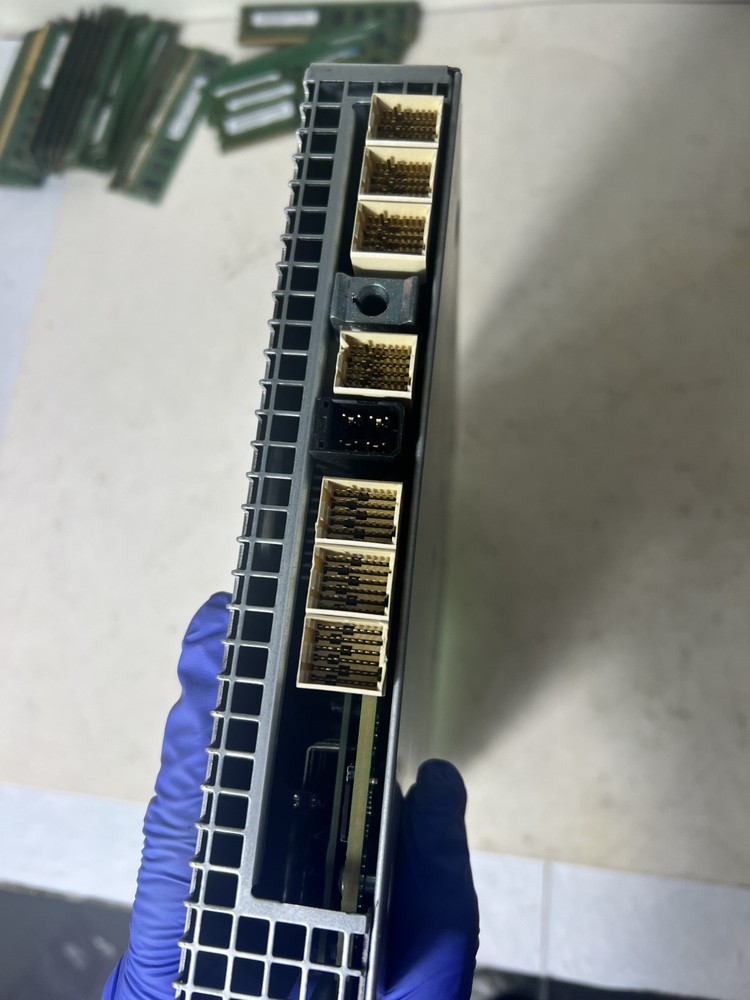 Dell EqualLogic Control Module TYPE 11 Controller Module E09M001 E09M 674757 Ser