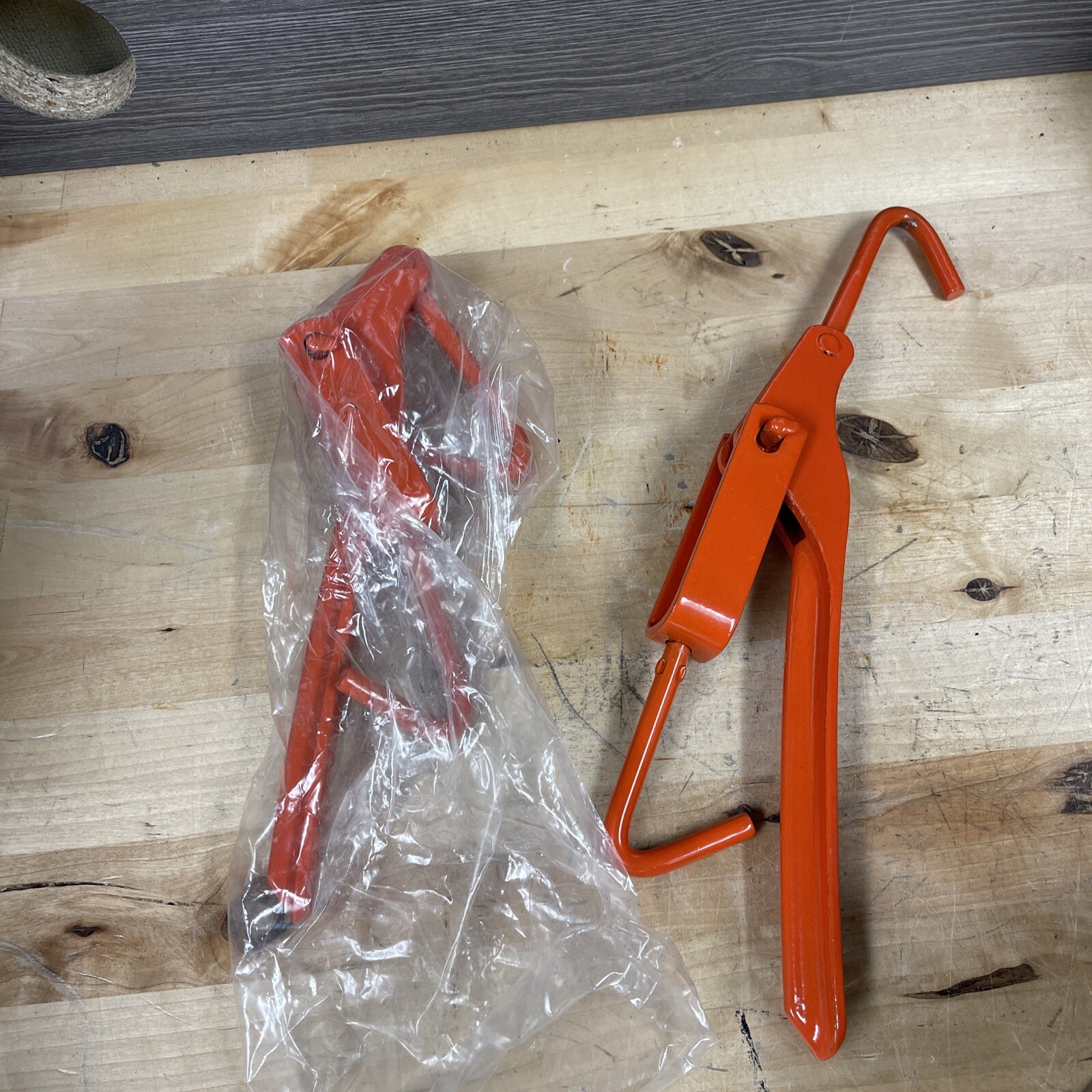 2 Pack 3/16” 375 Lb. Load Capacity Lever Load Binder 91002 New