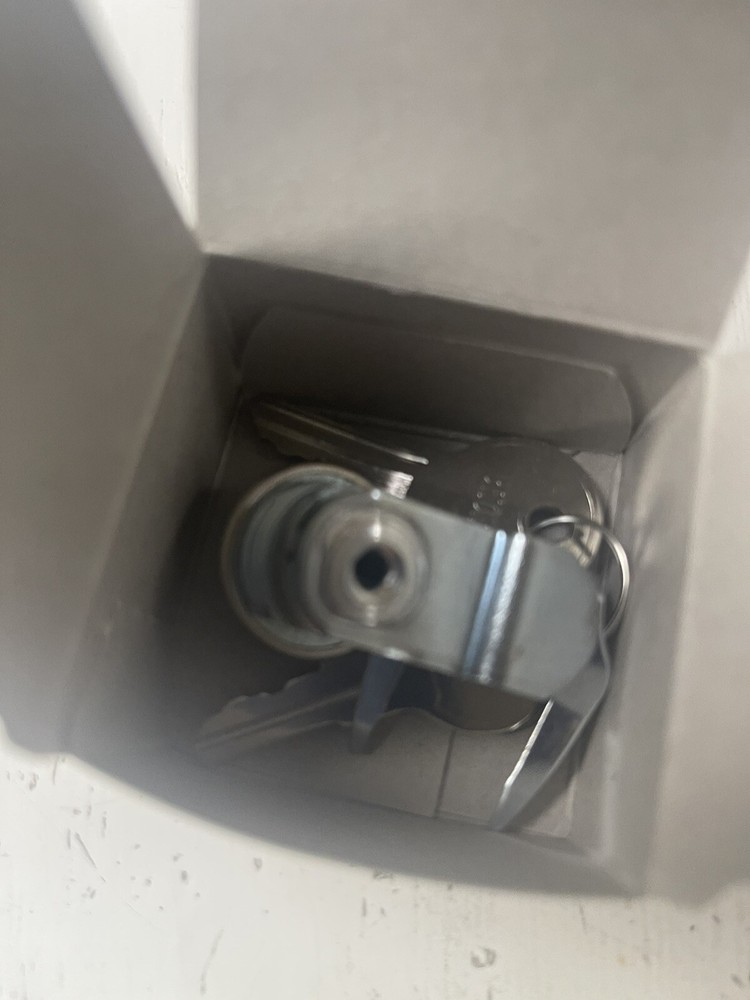 Interlogix 60–763 Lock and Key for Enclosure