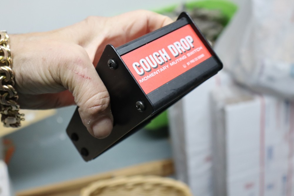 ProCo Cough Drop Muting Switch -Red 2001