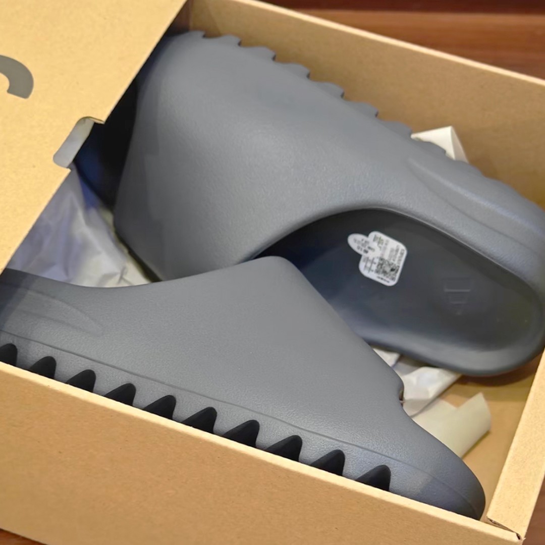 Adidas Yeezy Slide ID4132 Granite Unisex Slipper Outdoor Sandal New Without Box