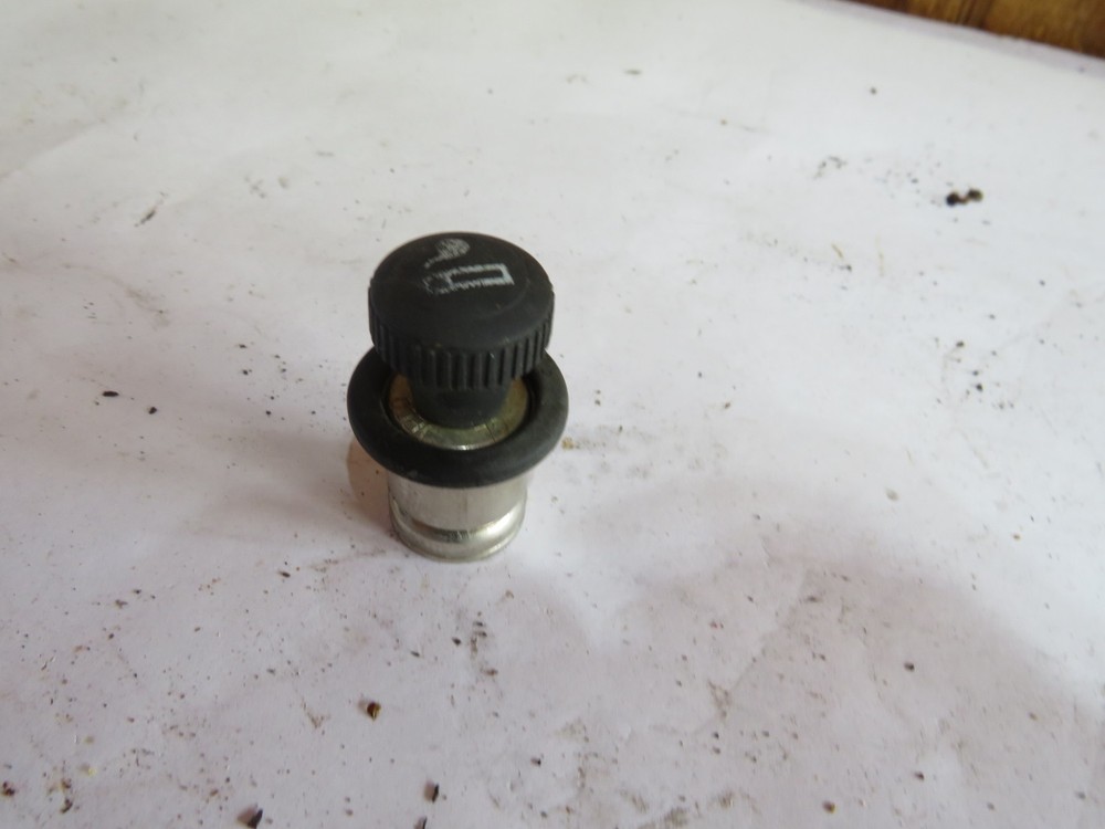 07  HYUNDAI SONATA CIGARETTE LIGHTER ELEMENT
