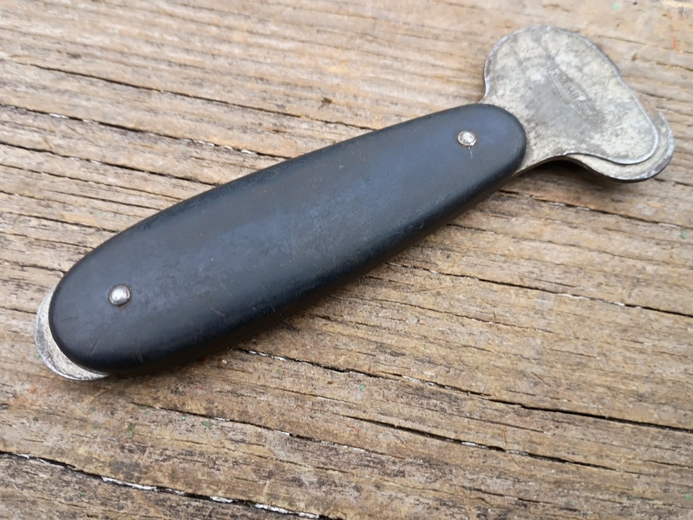 Vintage Camillus Snoopy Tool Bakelite Handle Aircraft Pilot Tool
