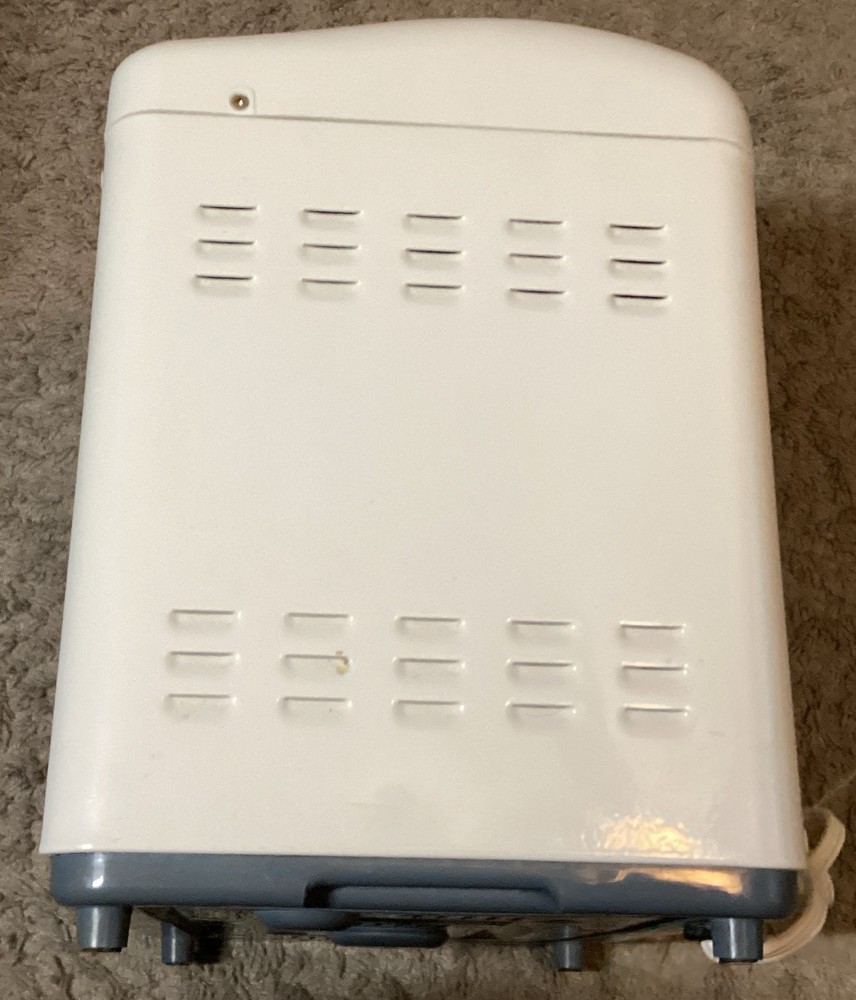 Breadmaker Sunbeam Expressbake Bread Machine 5833 TESTED Bread Pan & Paddle