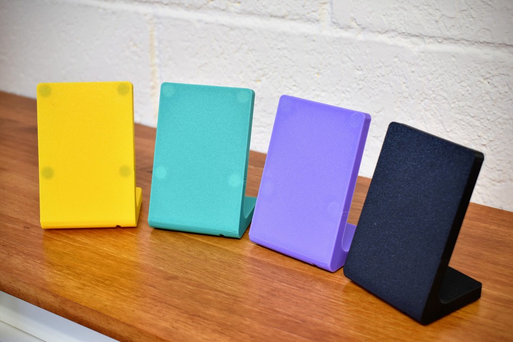 Playdate Magnetic Dock Stand - 3D Printed