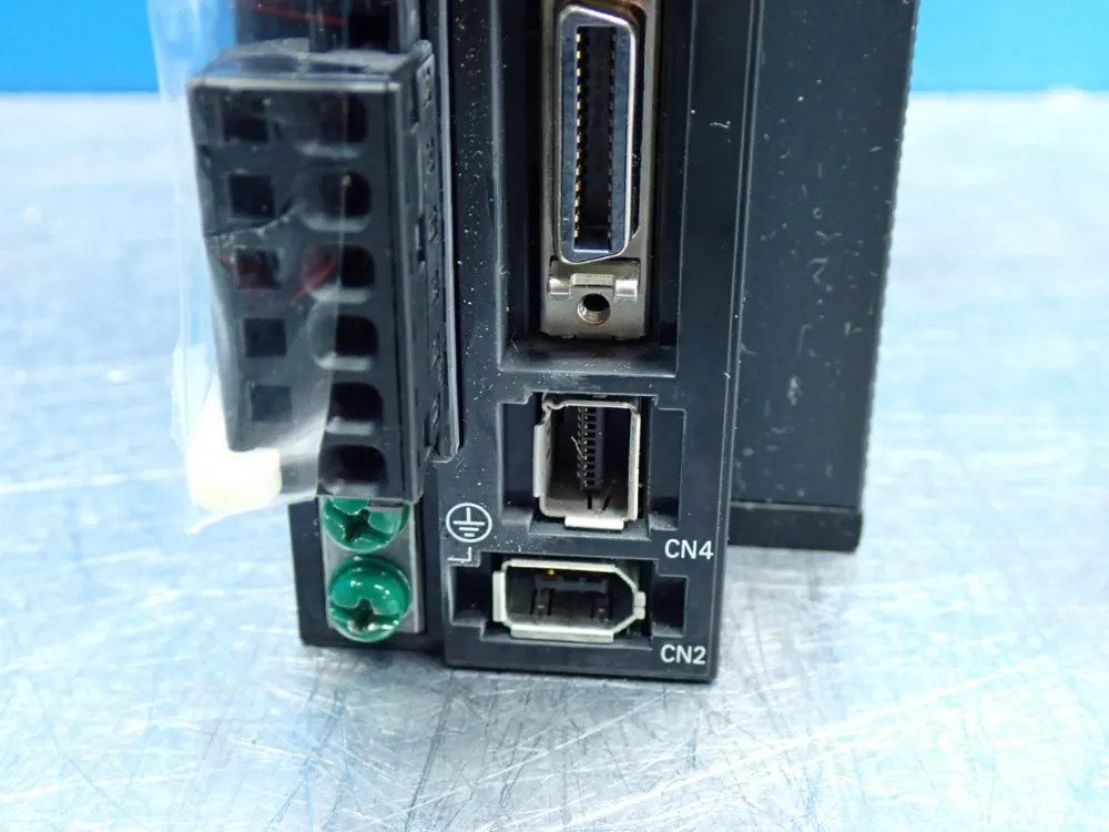OMRON R88D-KN04H-ECT G5-SERIES MOTION CONTROL FUNCTION SERVO DRIVE 12250980