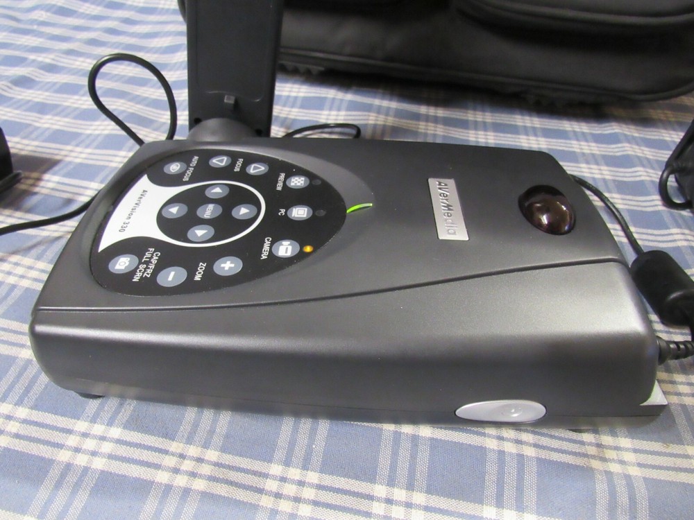 AVerVision 330 Portable Document Projector (Please Read Carefully) FREE SHIPPING