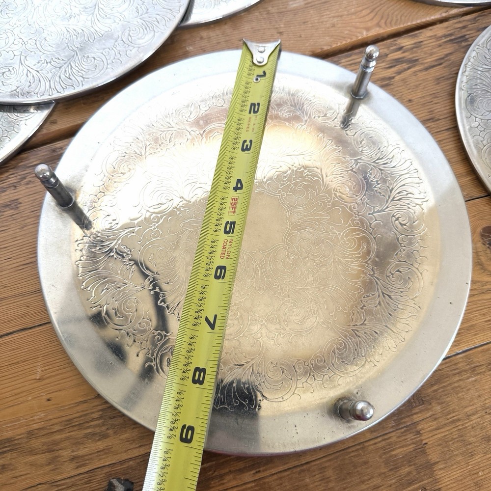 Vtg 70’s Silver Plate Scroll Design Engraved Round 5 Pc Trivet Set W/ Holder 7.5