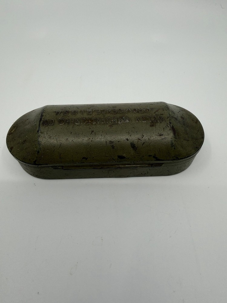 Antique Welsh Manufactring Co Safety Glasses Hinged Tin