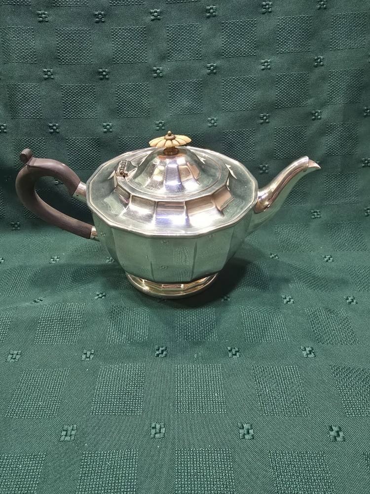 Edward & Sons Silverplate Tea Pot