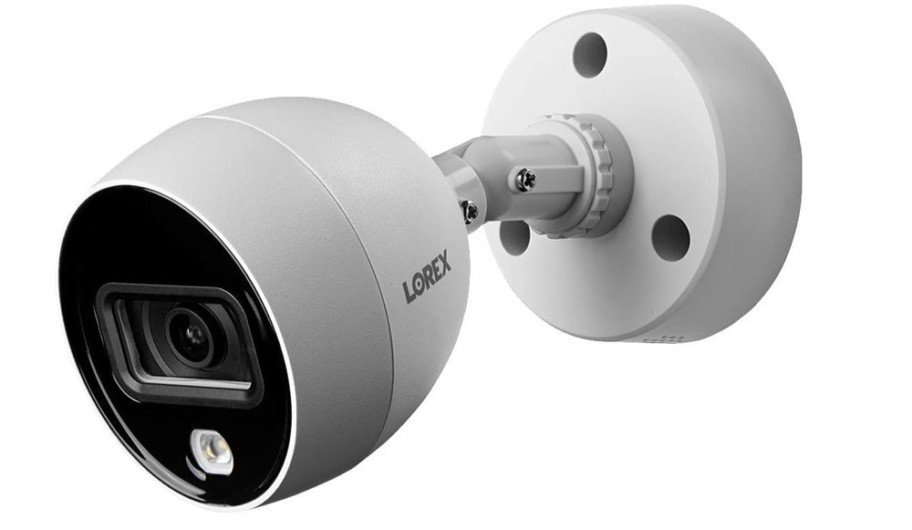 Lorex C883DA-Z Indoor/Outdoor Deterrence Security Camera - B Grade