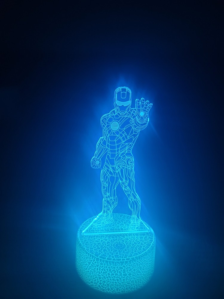 3d lamp illusion Iron man Comics